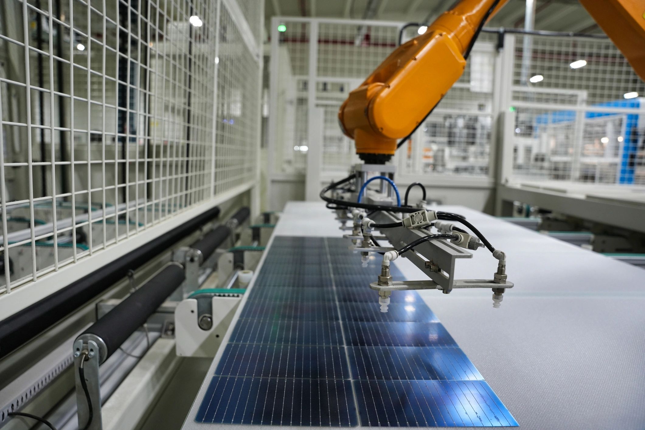 Solar equipment manufacturing and technical quality process
